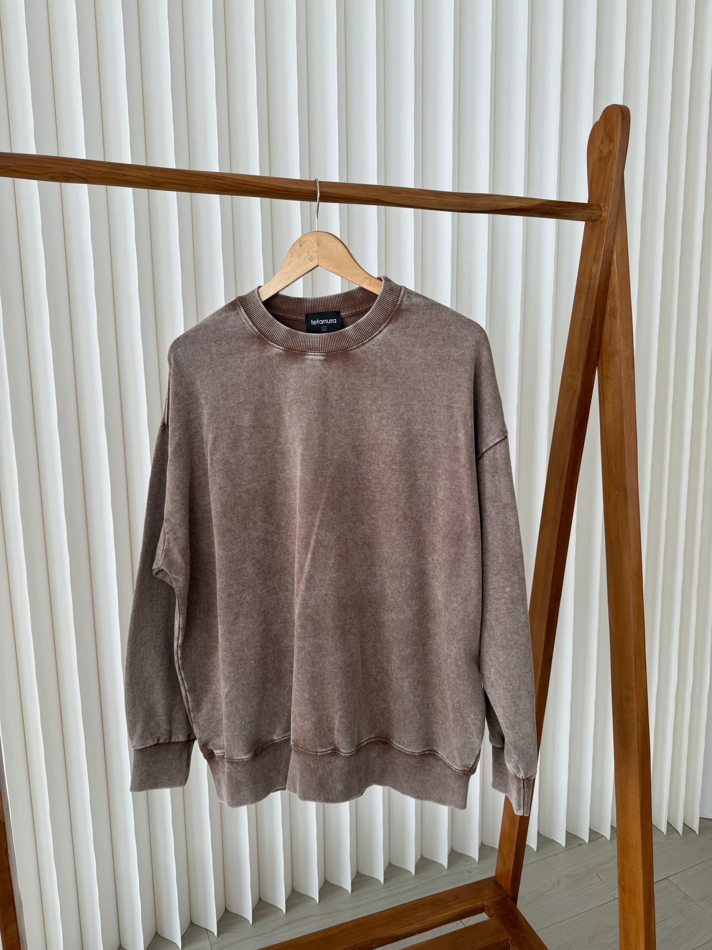 Long sleeve washed sweatshirt (3 COLORS)