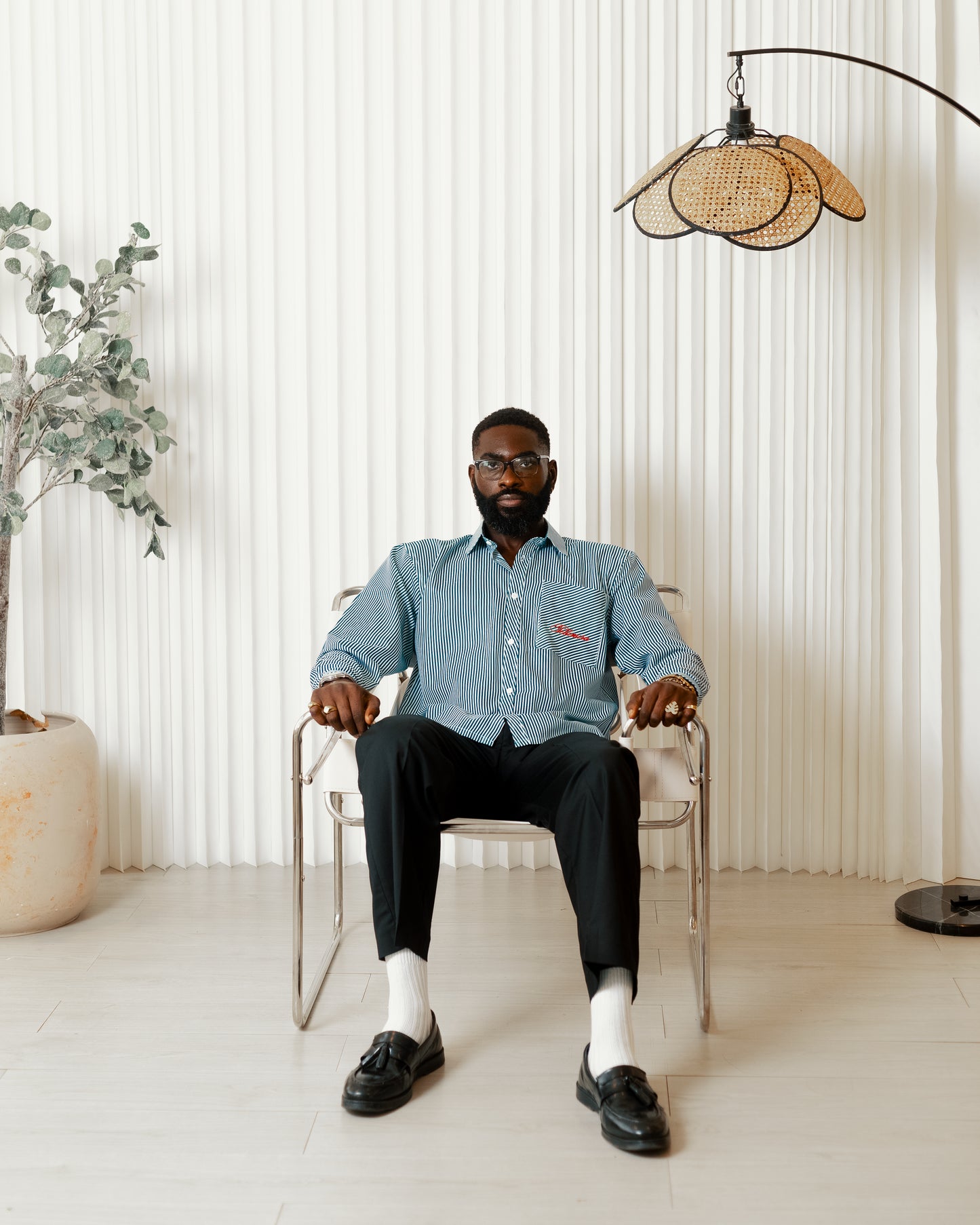 Green stripe long sleeve shirt x black linen pants