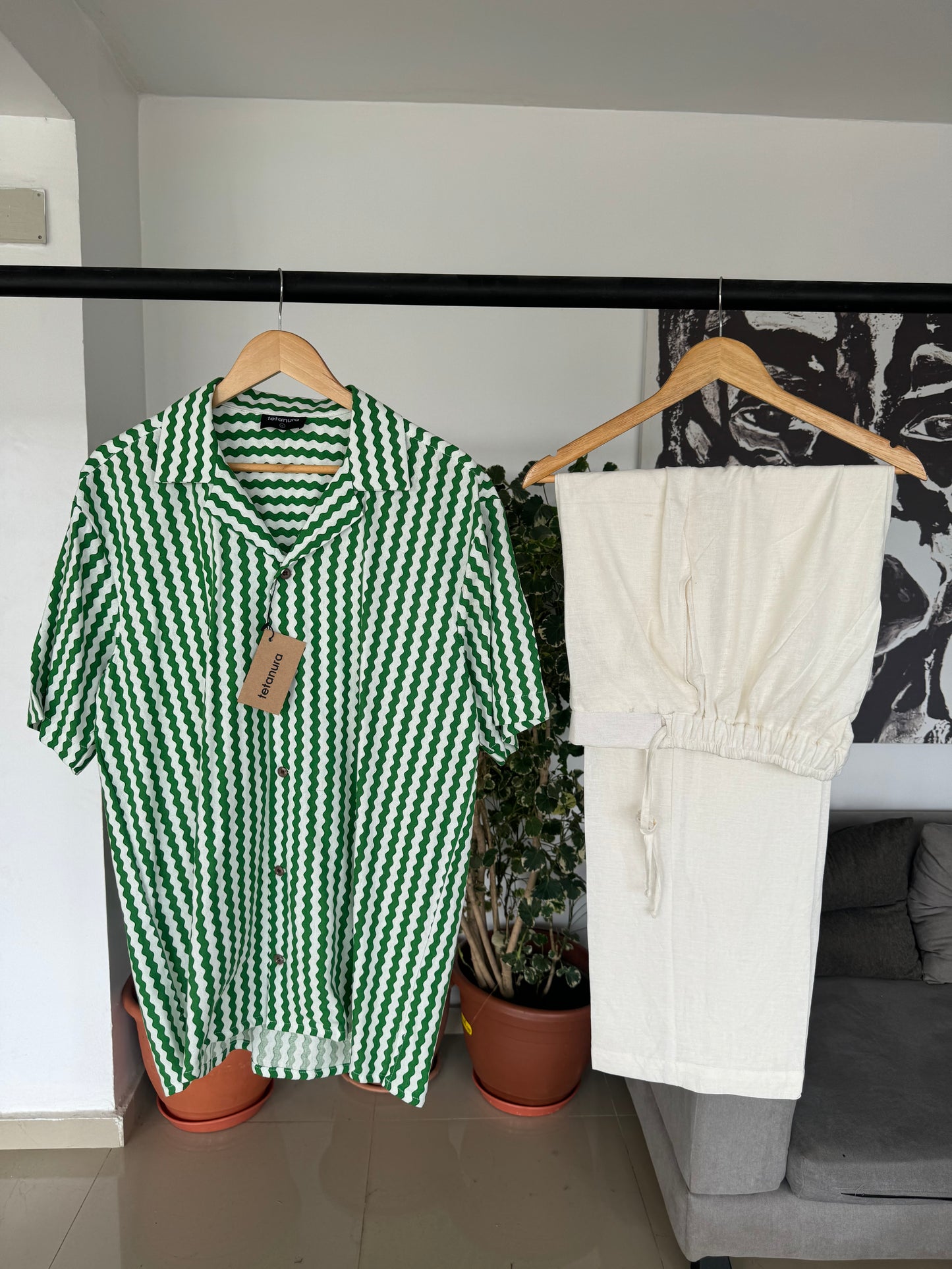 Green white zig zag linen set