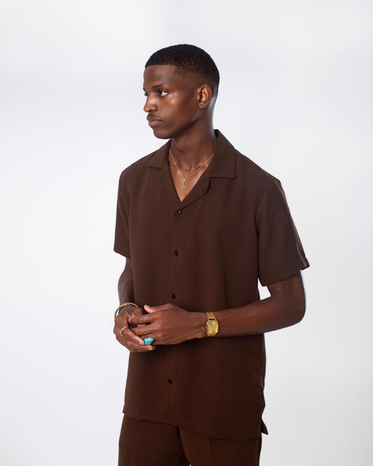 Brown short sleeve shirt