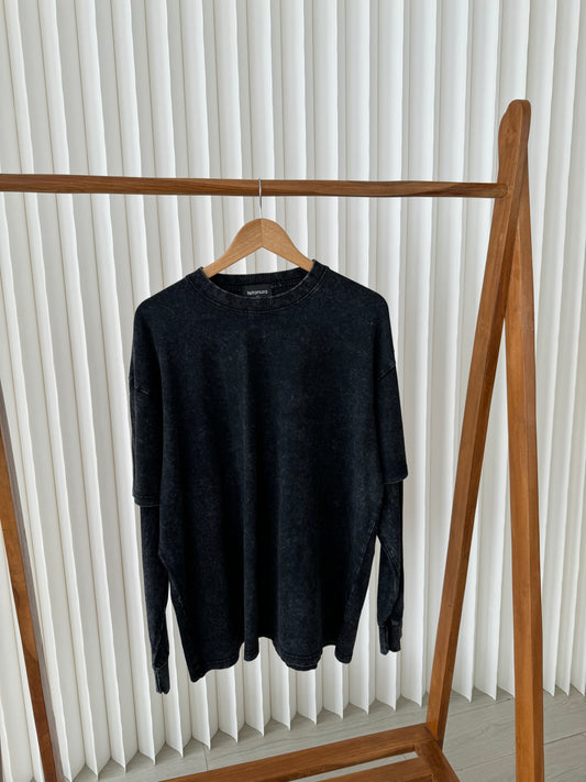 Black double arm washed long sleeve tee