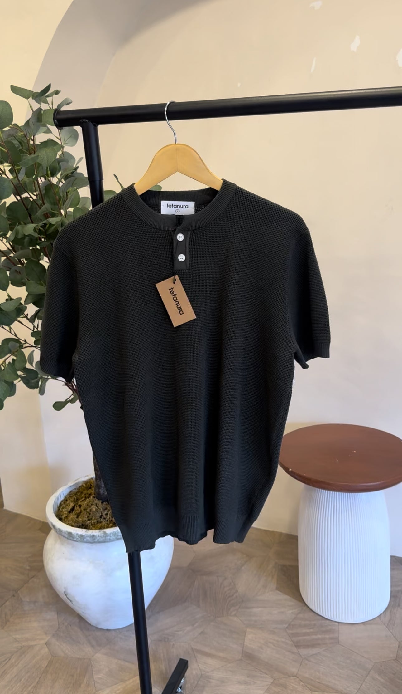 No collar knitwear
