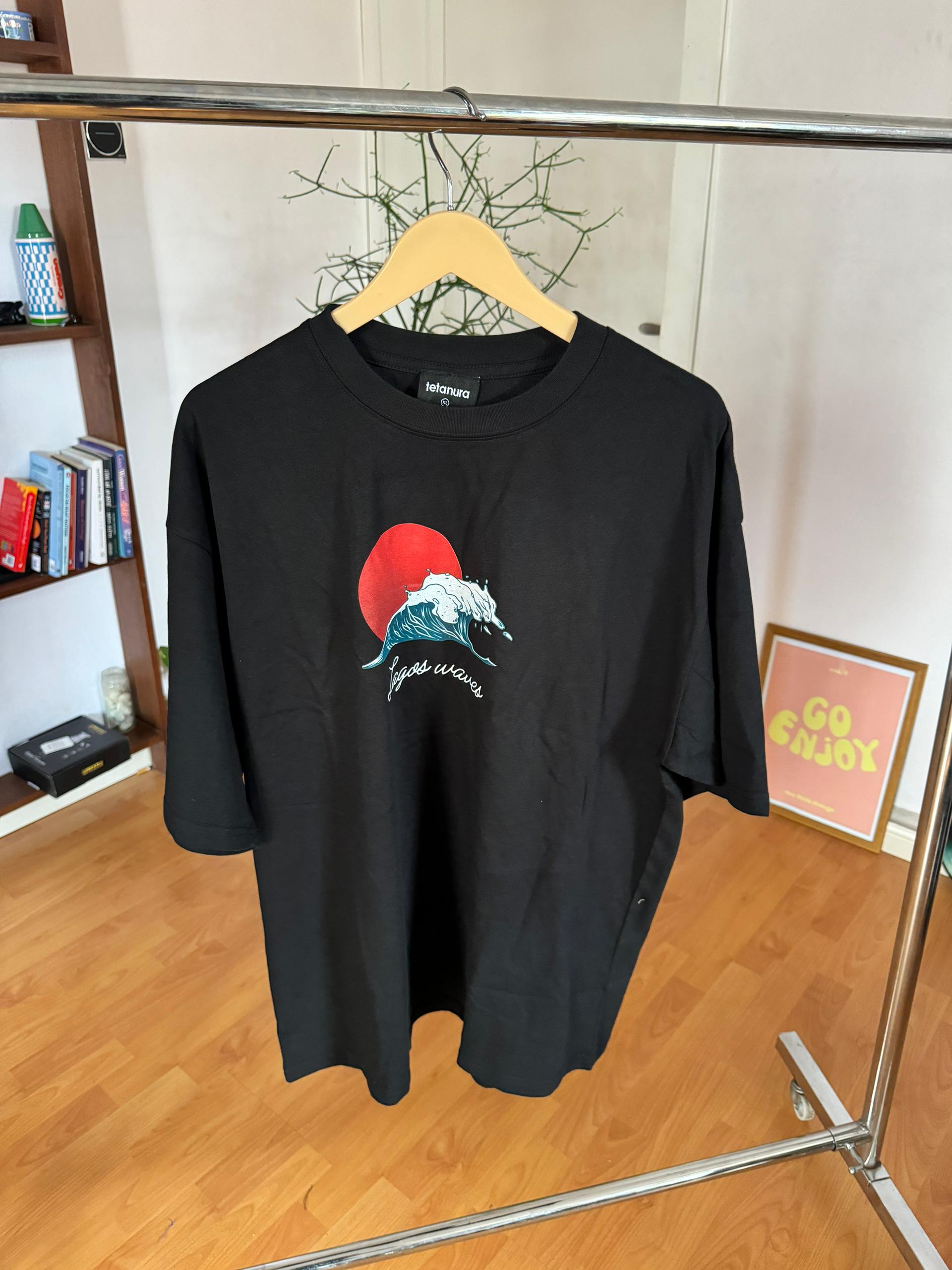 Black Lagos waves tee