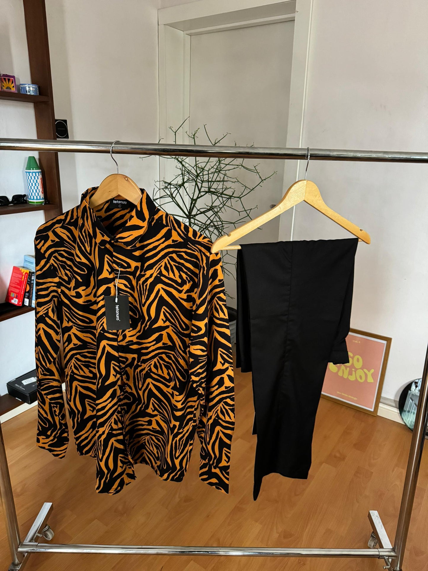 Yellow black zebra classic collar shirt x plain black pants