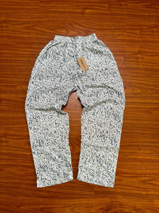 White mini letter print pant